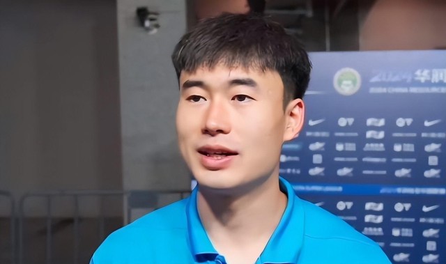 开云体育在线-邓涵文为何本赛季没去中超豪门！反而坚持去玉昆，背后原因找到了